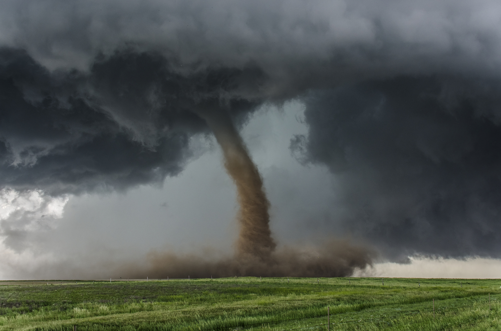 Beautiful-tornado-over-a-green-field